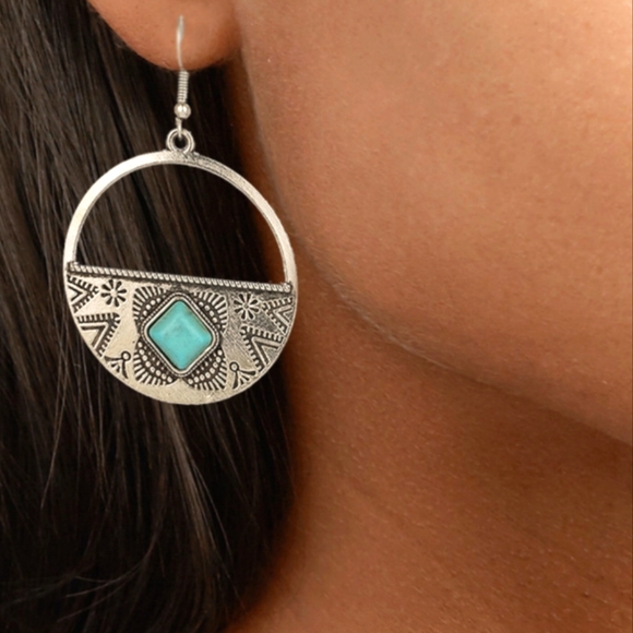 Boho Festival Folk Round Drop Turquoise Earrings - Picture 4 of 10